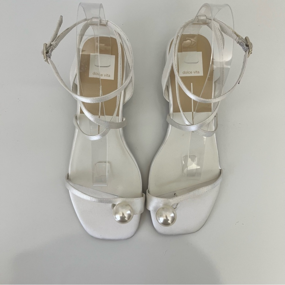 Dolce Vita White Satin Pearl Strappy Flat Sandals Bridal Wedding Size 8.5 - Picture 4 of 13